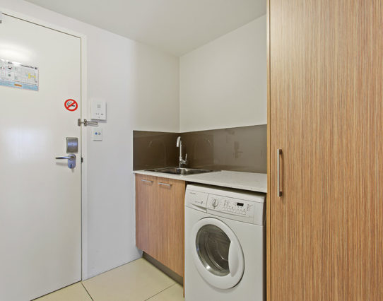 One Bedroom Apartment Rockhampton - CBD Luxury Accommodation